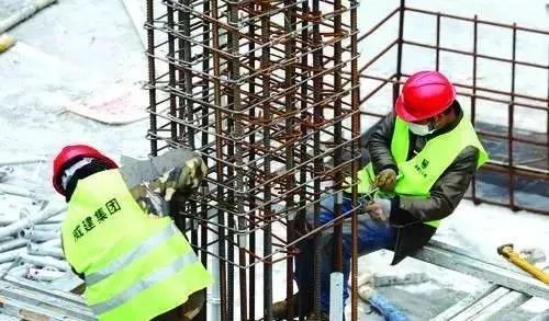 威海乳山口跨海大橋施工新進展 通車后青島車程預(yù)計節(jié)省一小時